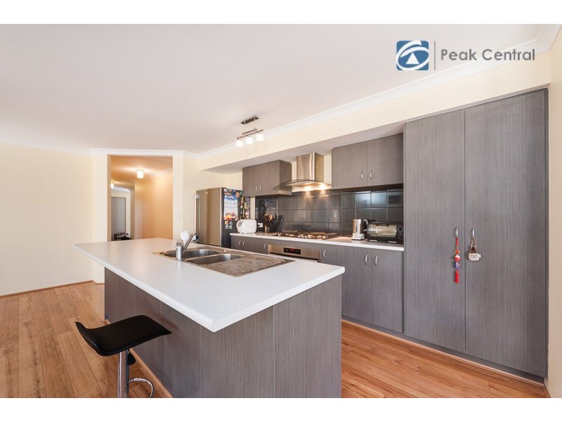 50 Gaebler Road, Hammond Park WA 6164