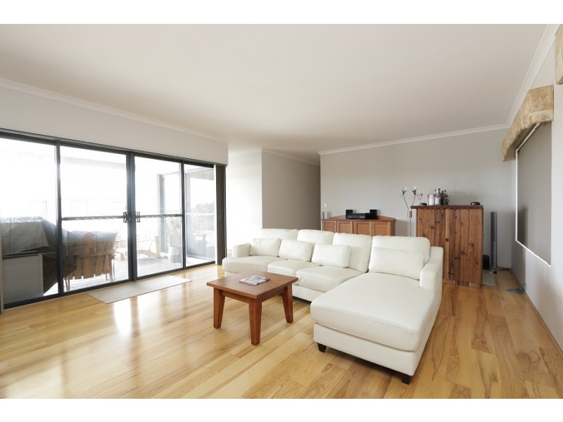 71 Peregrine Circle, Beeliar WA 6164