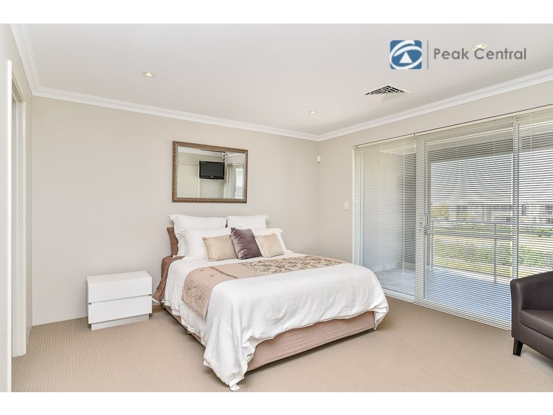 28 Congenial Loop, Atwell WA 6164