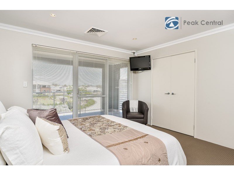 28 Congenial Loop, Atwell WA 6164