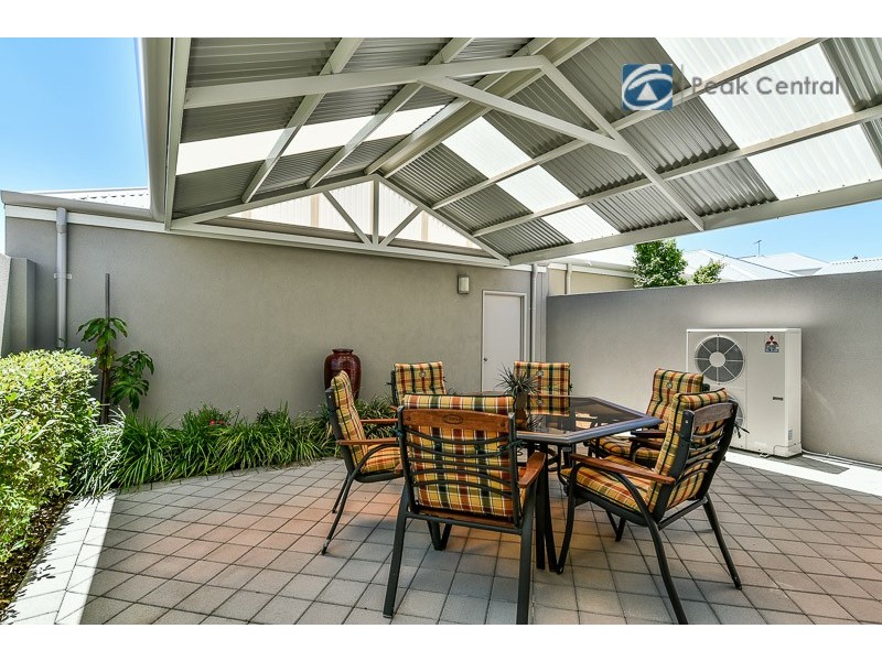 28 Congenial Loop, Atwell WA 6164