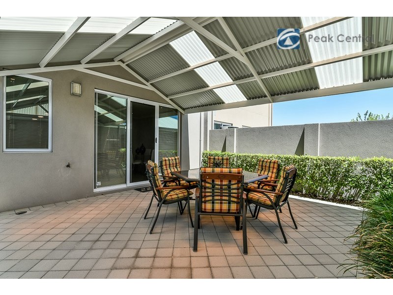 28 Congenial Loop, Atwell WA 6164