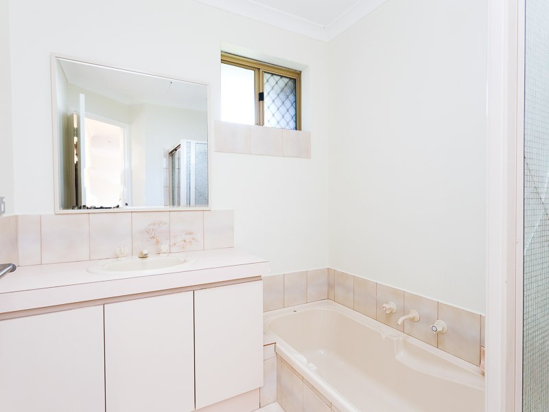13a Eppalock Grove, South Lake WA 6164