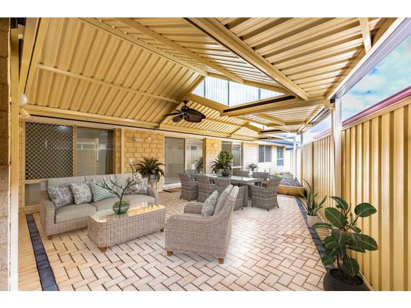 36 Brenchley Drive, Atwell WA 6164