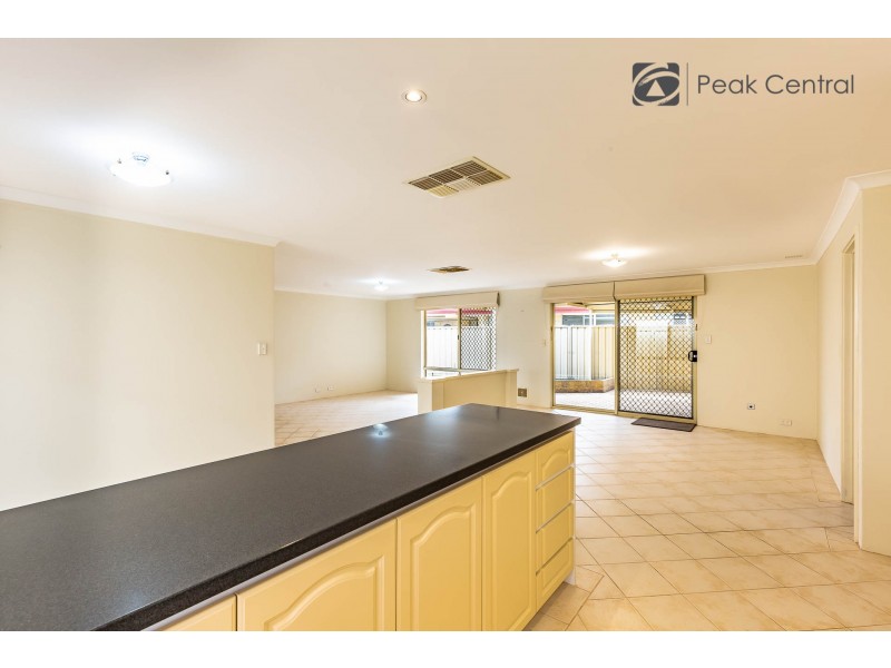 36 Brenchley Drive, Atwell WA 6164