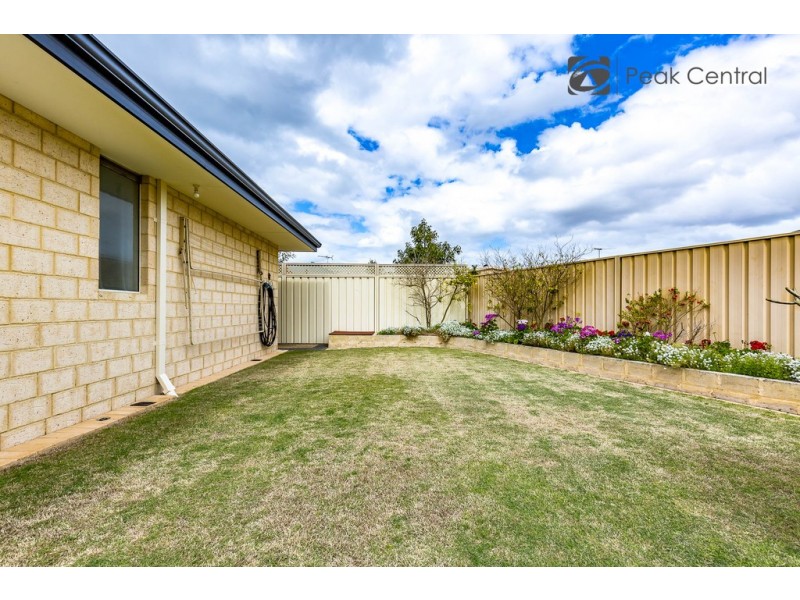 36 Brenchley Drive, Atwell WA 6164