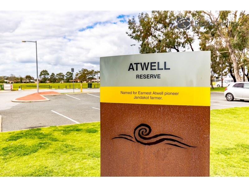 36 Brenchley Drive, Atwell WA 6164