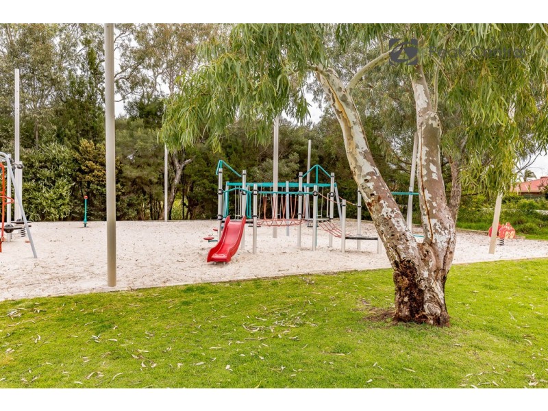 36 Brenchley Drive, Atwell WA 6164