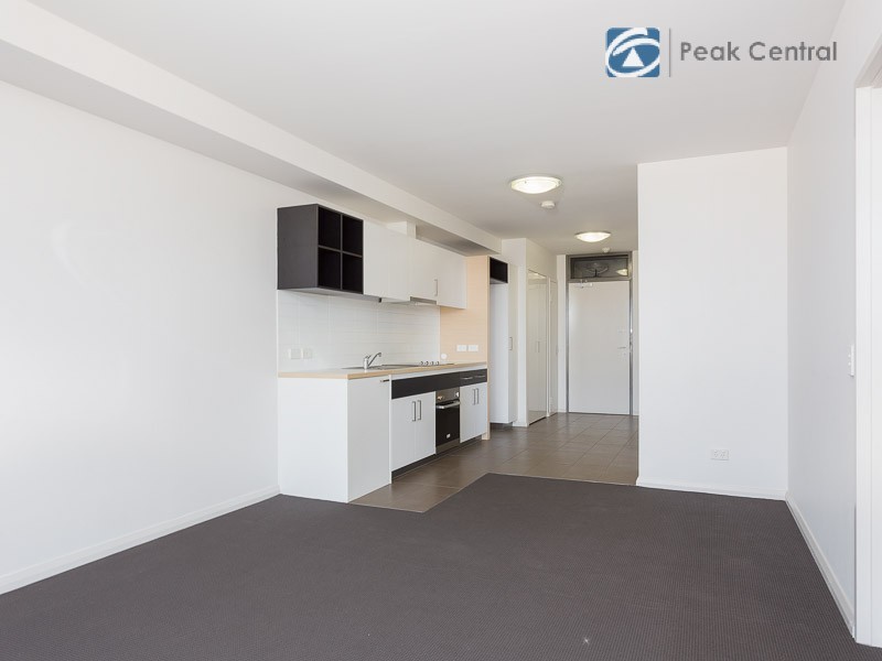 32/20 Signal Tce, Cockburn Central WA 6164