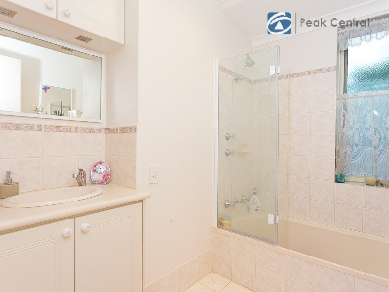 25 Jakovich Circuit, Atwell WA 6164