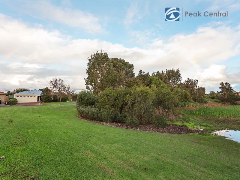 25 Jakovich Circuit, Atwell WA 6164