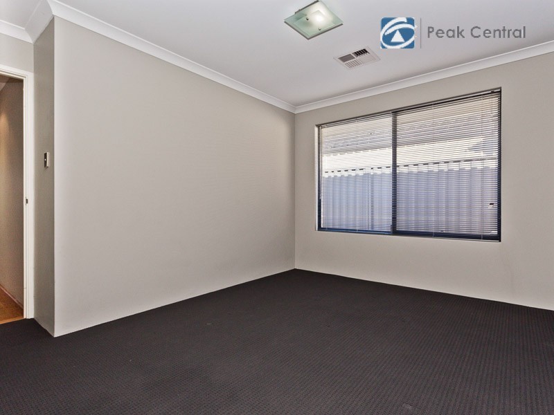 23 Cornforth Way, Piara Waters WA 6112