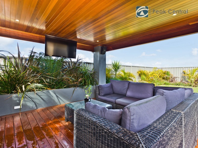 23 Cornforth Way, Piara Waters WA 6112