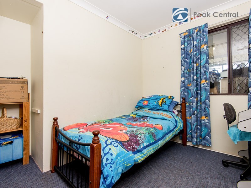 36 Kemmish Avenue, Parmelia WA 6167