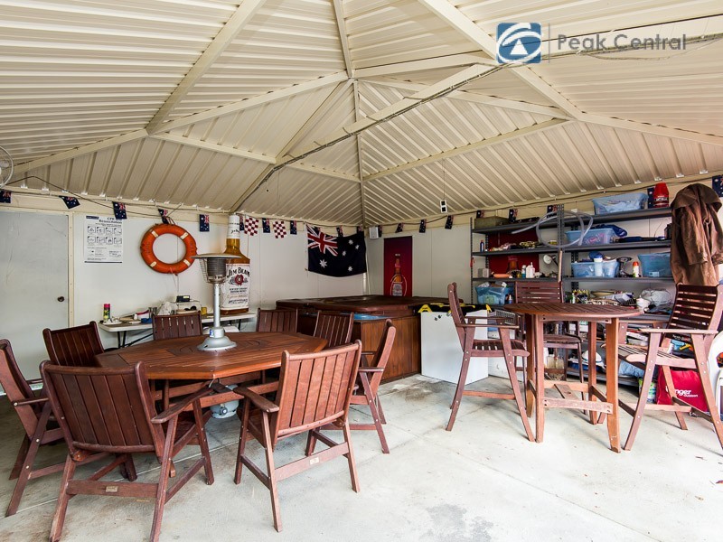 36 Kemmish Avenue, Parmelia WA 6167