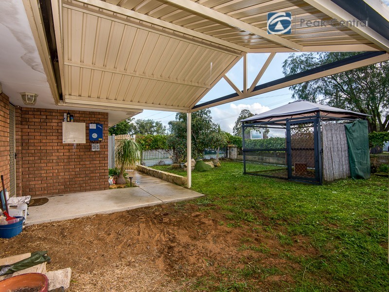 36 Kemmish Avenue, Parmelia WA 6167