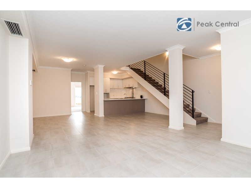 Unit 2/65 Baler Court, Hammond Park WA 6164