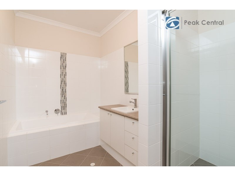 Unit 2/65 Baler Court, Hammond Park WA 6164