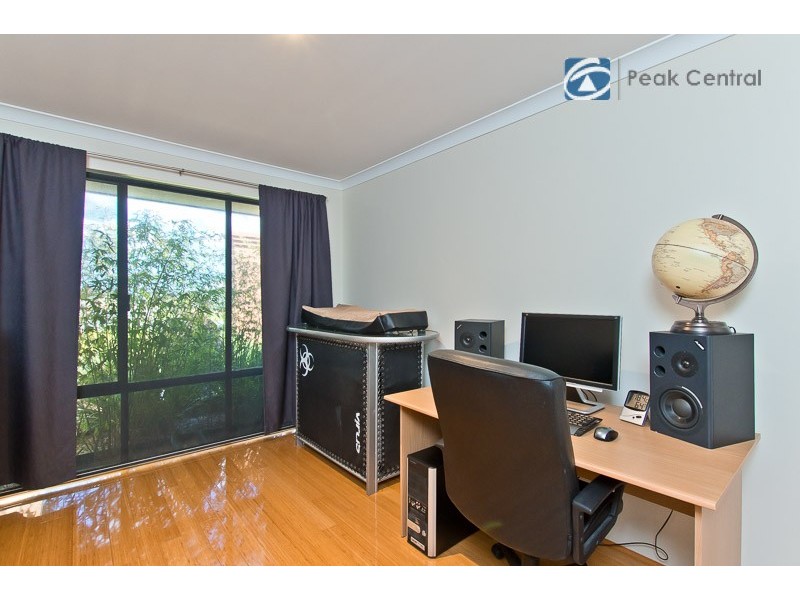 14 Plymouth Corner, Success WA 6164