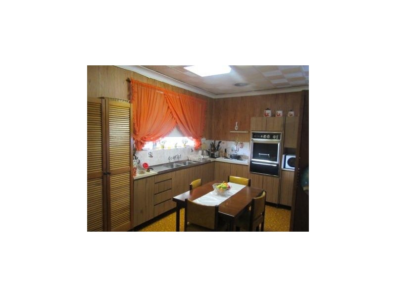 305 South Street, Hilton WA 6163