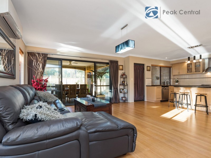 37 Paperbark Lane, Atwell WA 6164