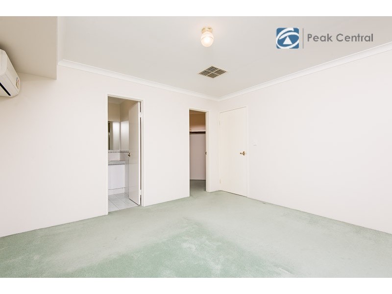 9 St Claire Gardens, Atwell WA 6164