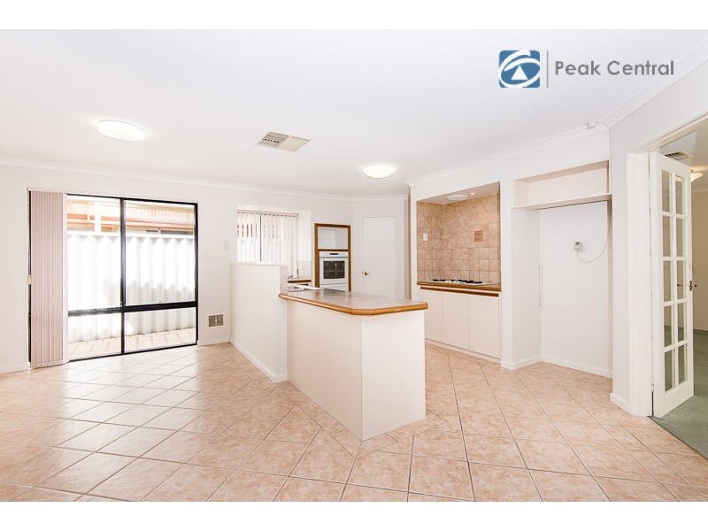 9 St Claire Gardens, Atwell WA 6164