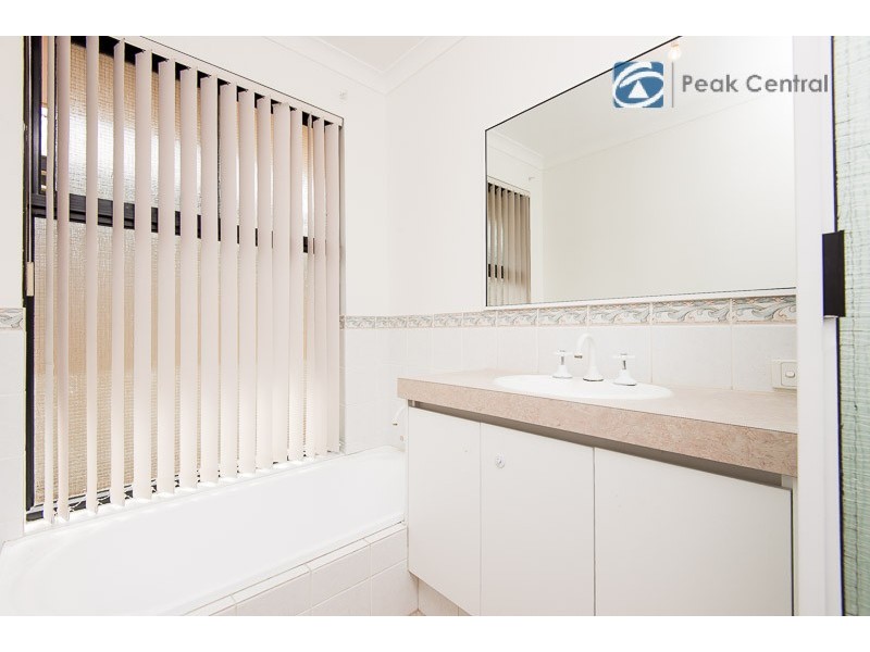 9 St Claire Gardens, Atwell WA 6164