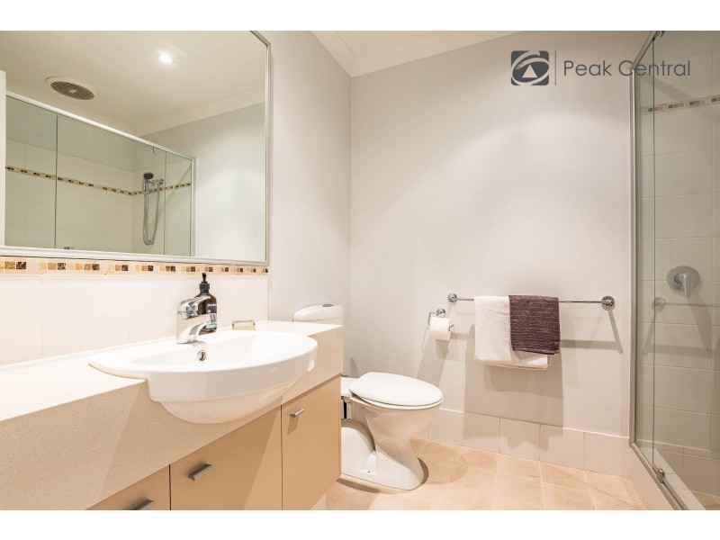 8 Congenial Loop, Atwell WA 6164