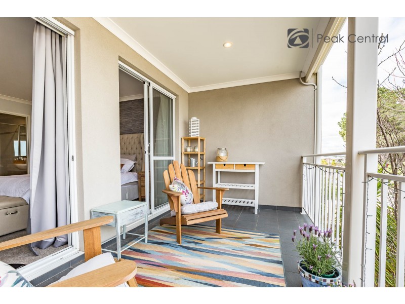 8 Congenial Loop, Atwell WA 6164