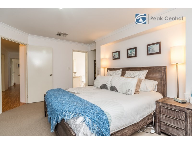 206 Lyon Road, Aubin Grove WA 6164