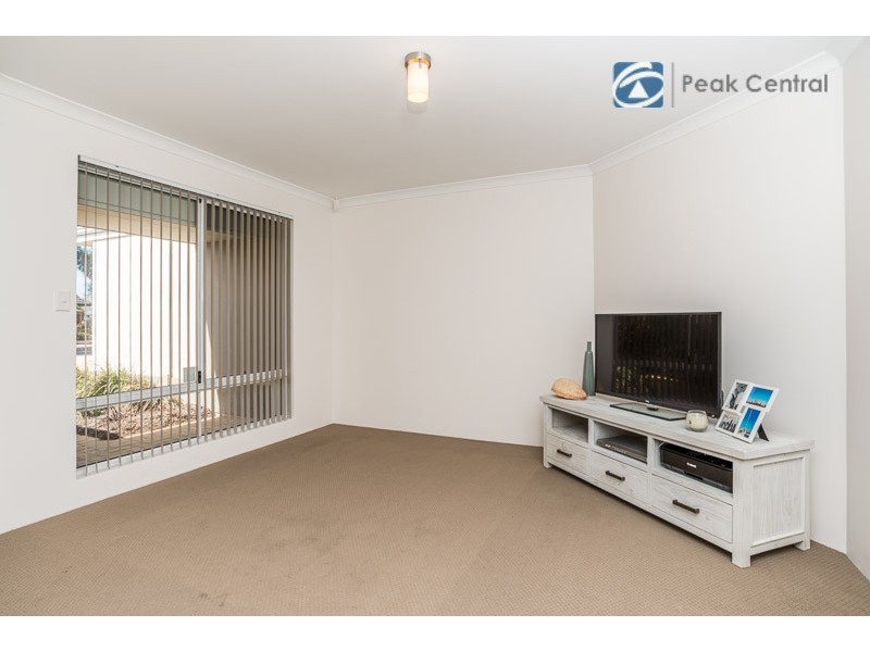 206 Lyon Road, Aubin Grove WA 6164