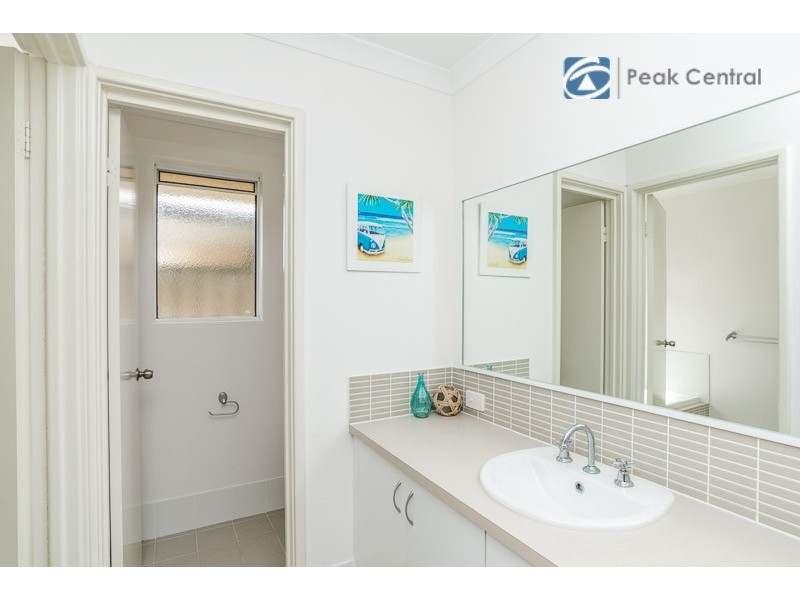 206 Lyon Road, Aubin Grove WA 6164