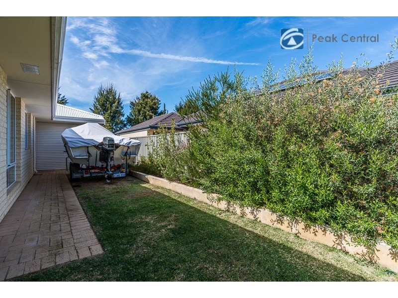 206 Lyon Road, Aubin Grove WA 6164
