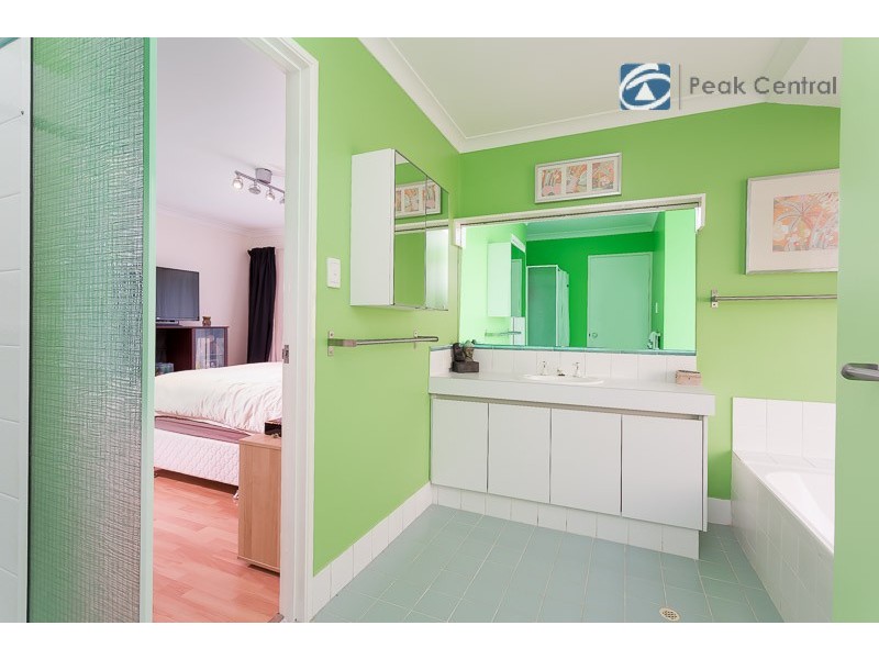 1 Gilbride Cove, Atwell WA 6164