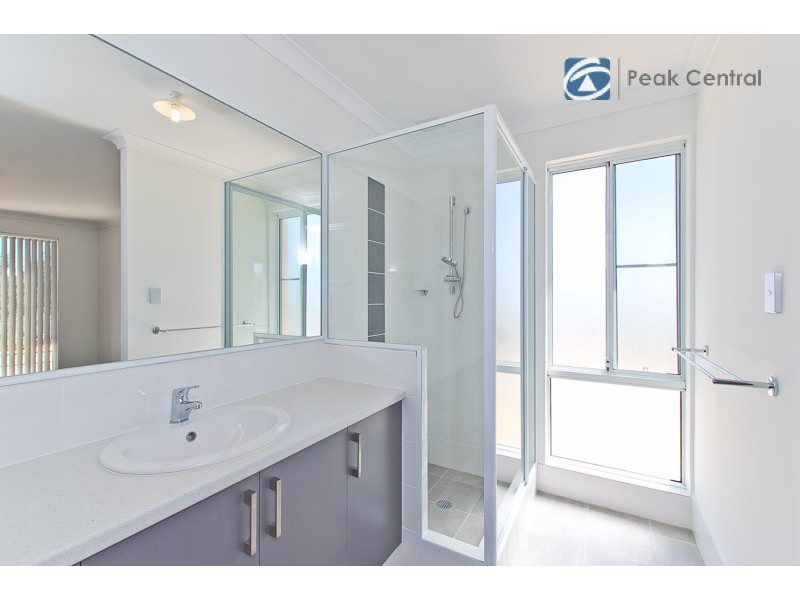 41 Bruny Meander, Wandi WA 6167