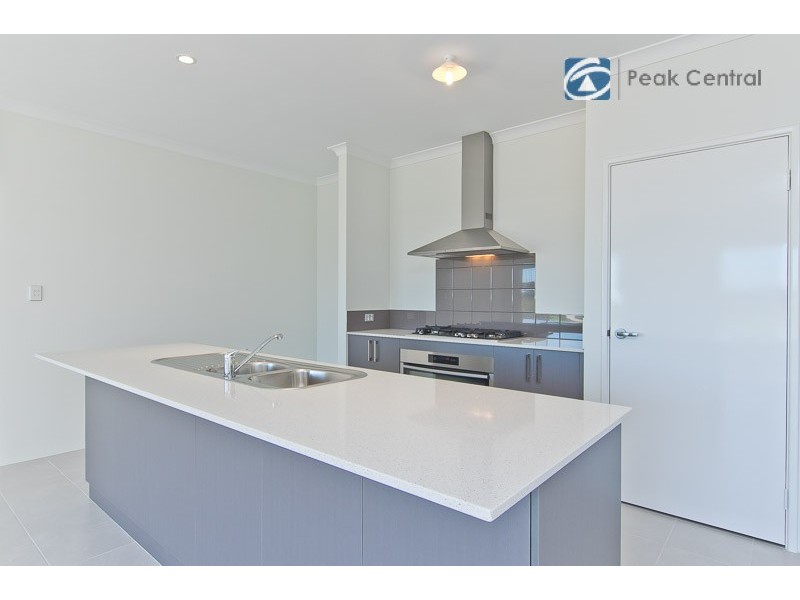 41 Bruny Meander, Wandi WA 6167