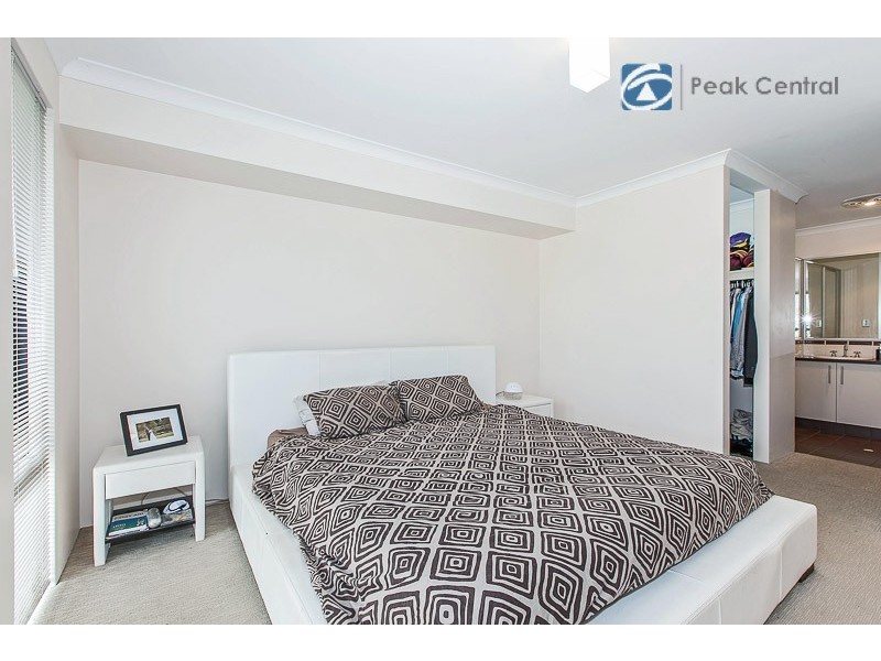 74 Comrie Road, Canning Vale WA 6155