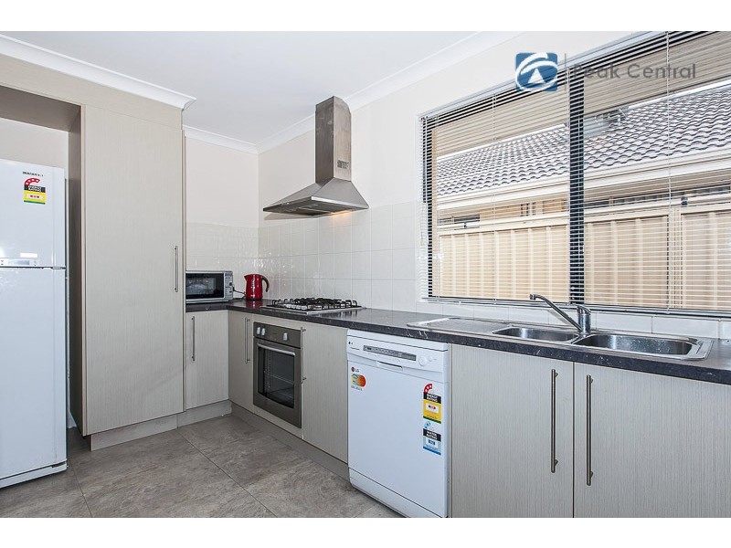 74 Comrie Road, Canning Vale WA 6155