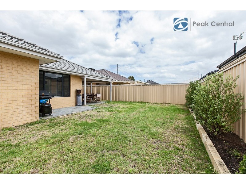 74 Comrie Road, Canning Vale WA 6155