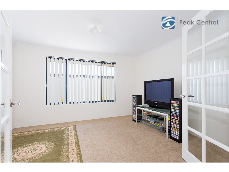 16 Apostles Corner, Wandi WA 6167