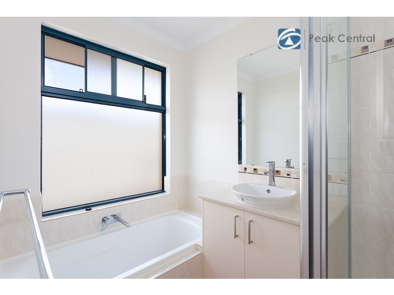 16 Apostles Corner, Wandi WA 6167