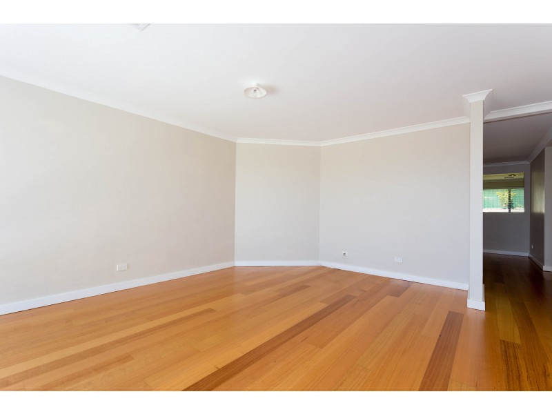 25 Wedgetail Crescent, Success WA 6164