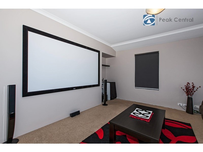 31 Windchime Terrace, Atwell WA 6164