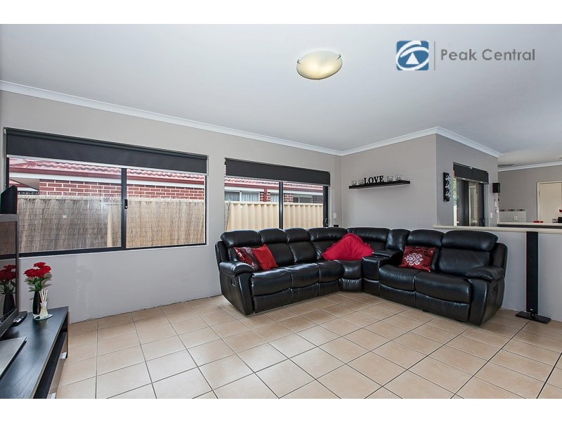 31 Windchime Terrace, Atwell WA 6164