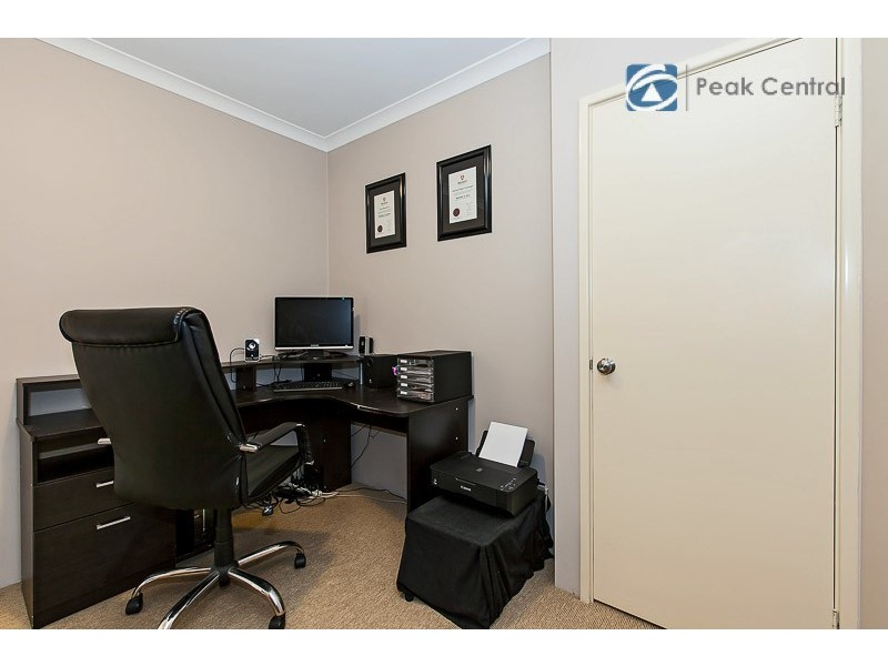 31 Windchime Terrace, Atwell WA 6164