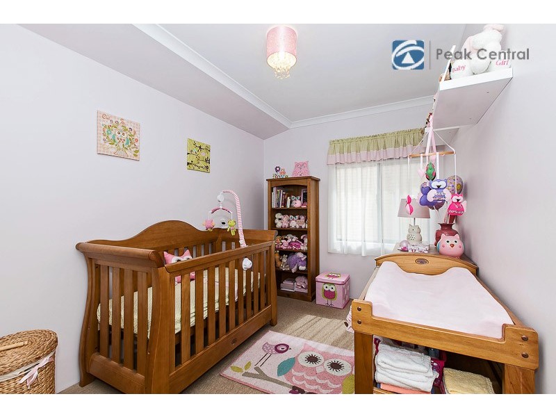 31 Windchime Terrace, Atwell WA 6164