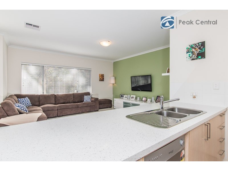Unit 9/41 Baler Court, Hammond Park WA 6164