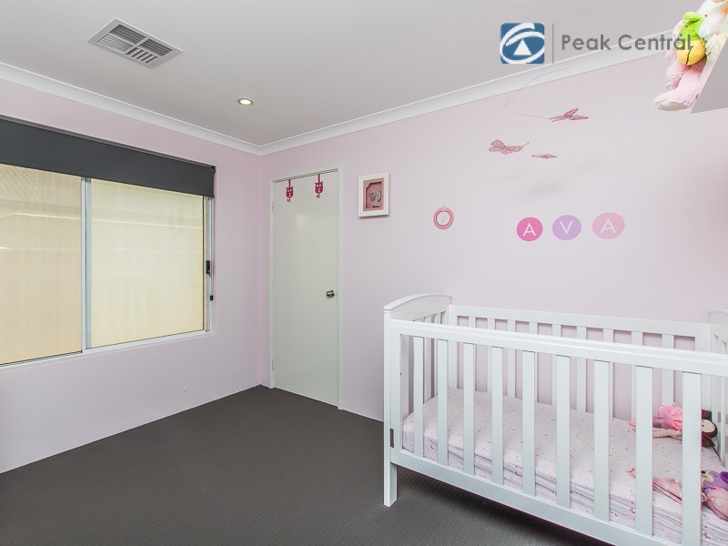 38 Normanby Bend, Success WA 6164