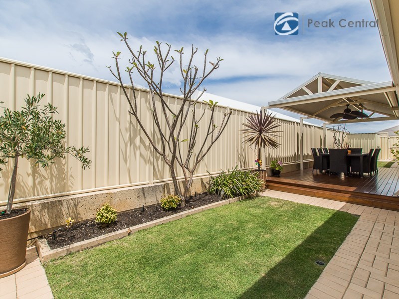 38 Normanby Bend, Success WA 6164